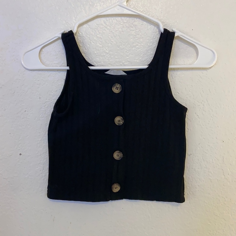 Cute cropped button up